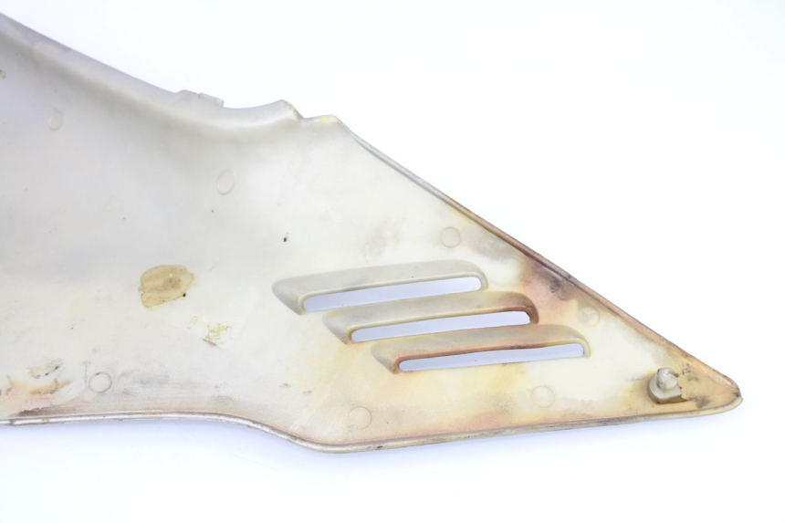 photo de TAPA BAJO ASIENTO IZQUIERDA HONDA VF 1000 (1984 - 1988)