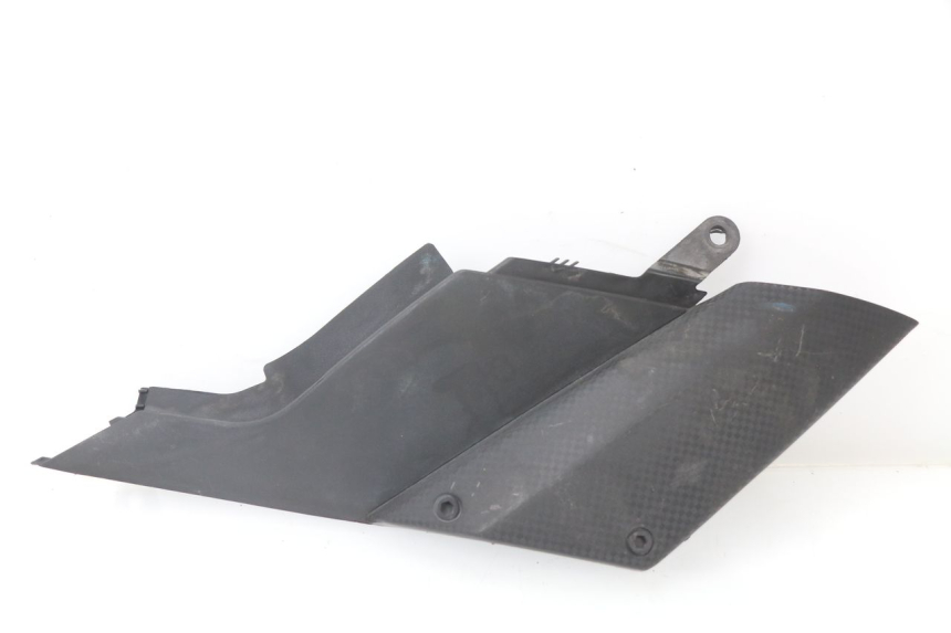 photo de TAPA BAJO ASIENTO IZQUIERDA PEUGEOT JET FORCE CARBU 50 (2003 - 2016)