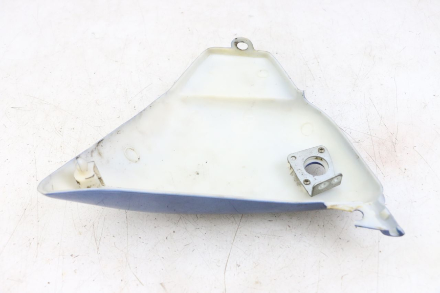 photo de TAPA DEBAJO DEL ASIENTO IZQUIERDO JINLUN JL HIGHLANDER 125 (2007 - 2015)