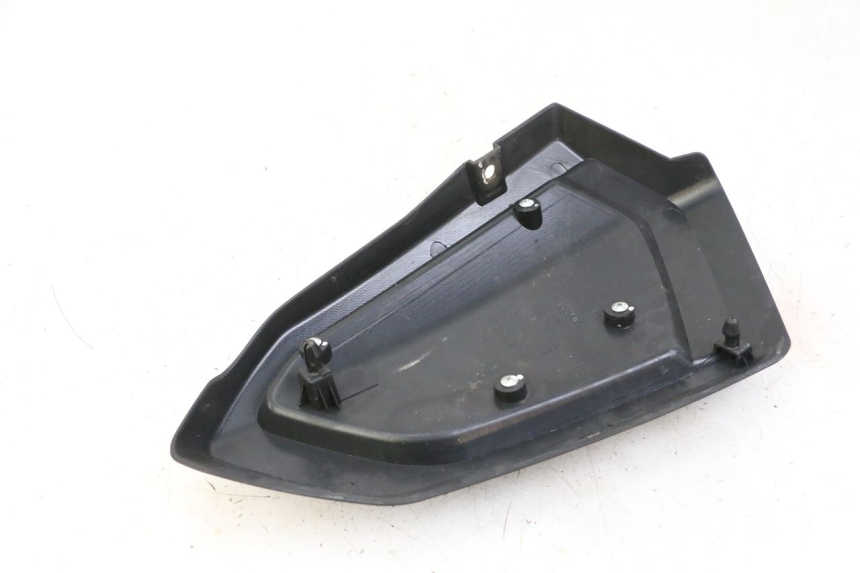 photo de TAPA BAJO ASIENTO IZQUIERDA KEEWAY K-LIGHT KLIGHT 125 (2018 - 2025)