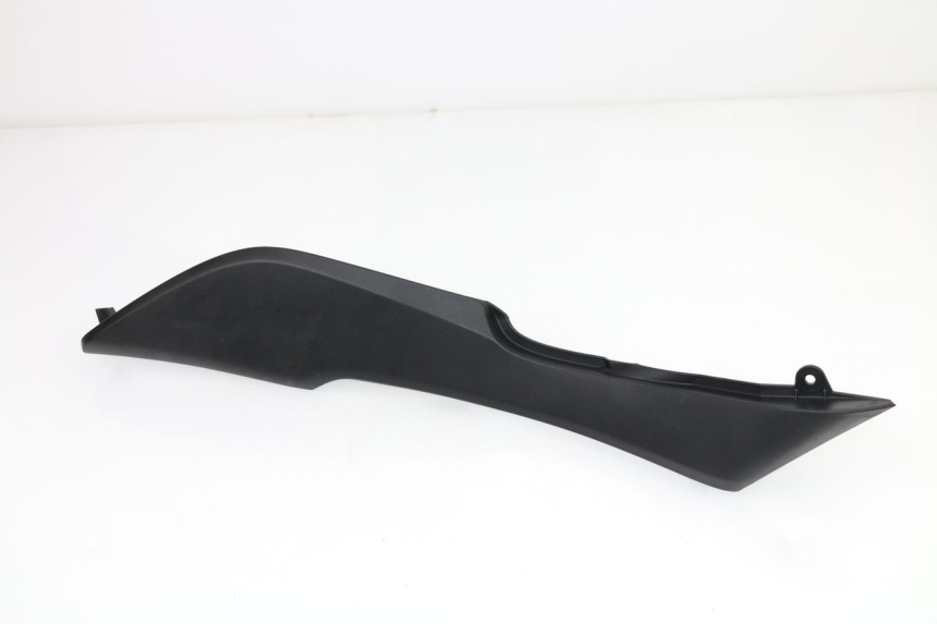 photo de TAPA DEBAJO DEL ASIENTO IZQUIERDO KAWASAKI VERSYS ABS 650 (2015 - 2018)