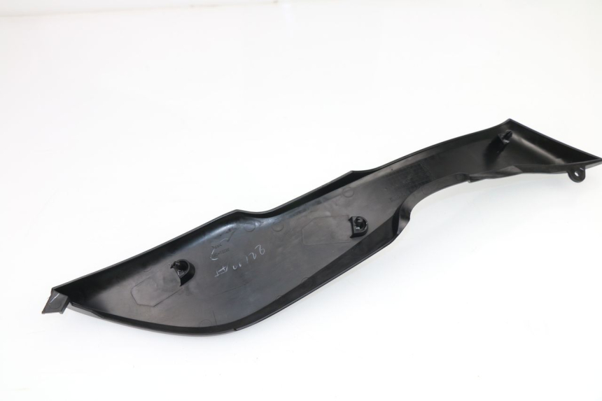 photo de TAPA DEBAJO DEL ASIENTO IZQUIERDO KAWASAKI VERSYS ABS 650 (2015 - 2018)
