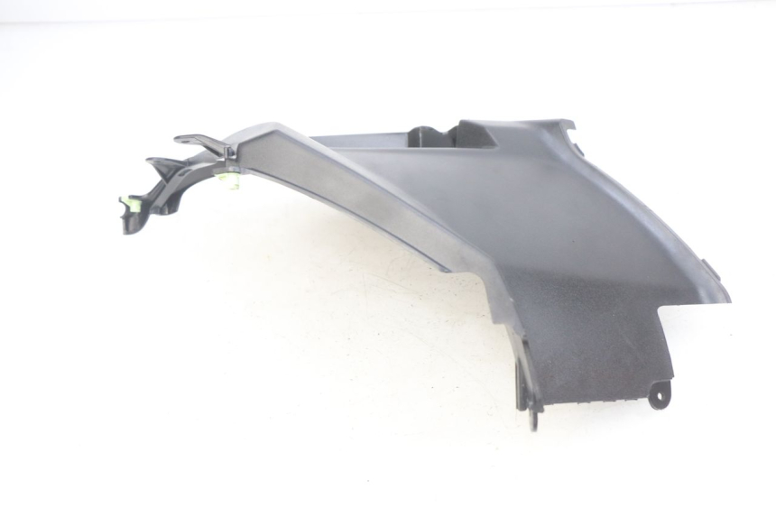 photo de TAPA DEBAJO DEL ASIENTO IZQUIERDO PEUGEOT KISBEE 4T 50 (2018 - 2022)
