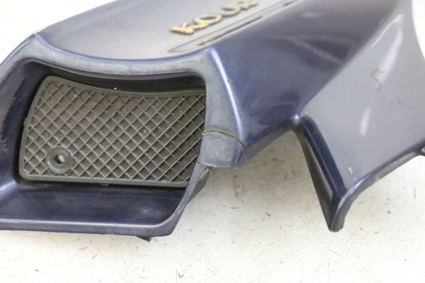 photo de TAPA BAJO ASIENTO IZQUIERDA RENAULT KOURANOS 125 (2001 - 2004)