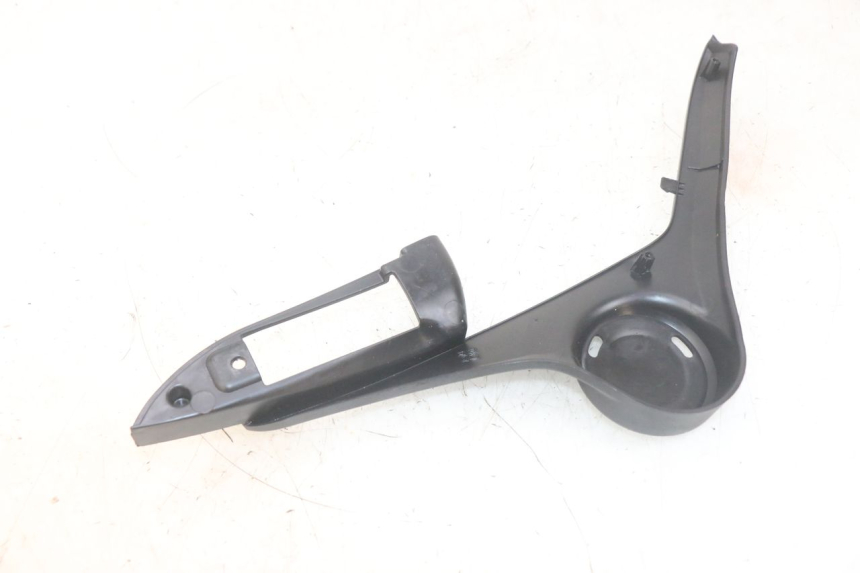 photo de TAPA BAJO ASIENTO IZQUIERDA PIAGGIO MP3 HPE 300 (2019 - 2026) - Zoom estado de uso