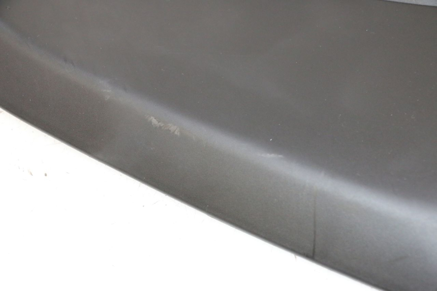 photo de TAPA BAJO ASIENTO IZQUIERDA YAMAHA NEO'S CORE 1 (2022 - 2026) - Recambio usado revisado