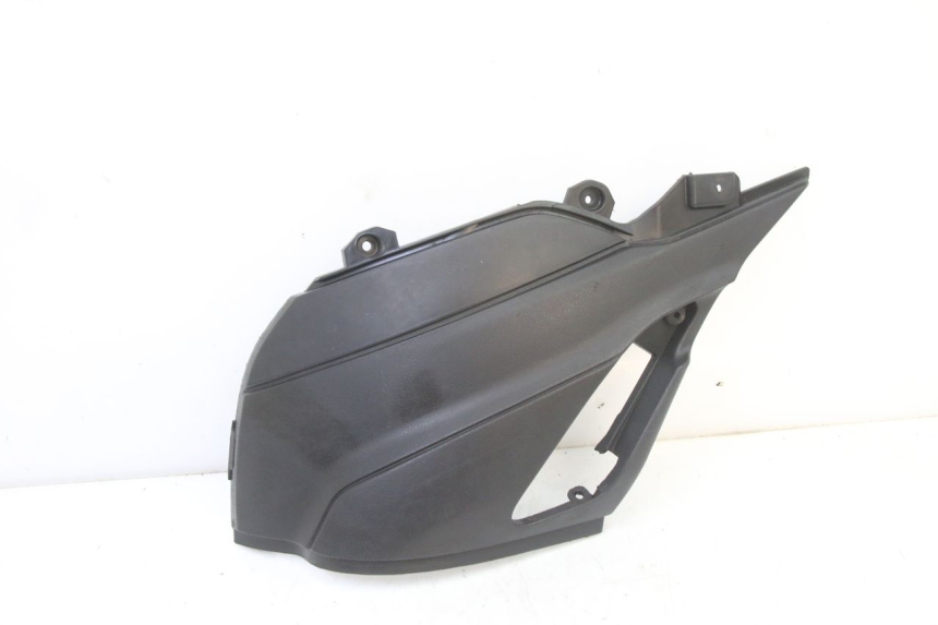 photo de TAPA DEBAJO DEL ASIENTO IZQUIERDO PIAGGIO NEW TYPHOON 50 (2018 - 2021)