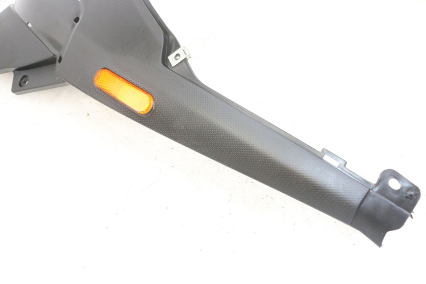 photo de TAPA BAJO ASIENTO IZQUIERDA PIAGGIO NRG POWER PUREJET 50 (2018 - 2021)