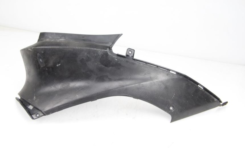 photo de TAPA DEBAJO DEL ASIENTO IZQUIERDO MBK OVETTO 2T 50 (2007 - 2017)