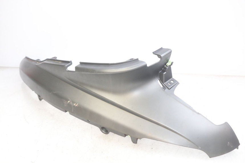photo de TAPA DEBAJO DEL ASIENTO IZQUIERDO PEUGEOT DJANGO 4T 50 (2014 - 2019)
