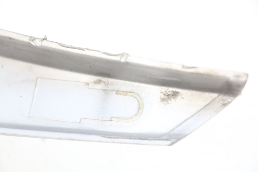 photo de TAPA DEBAJO DEL ASIENTO IZQUIERDO PEUGEOT GEOPOLIS 400 (2007 - 2013)