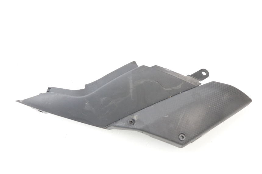 photo de TAPA BAJO ASIENTO IZQUIERDA PEUGEOT JET FORCE CARBU 50 (2003 - 2016)