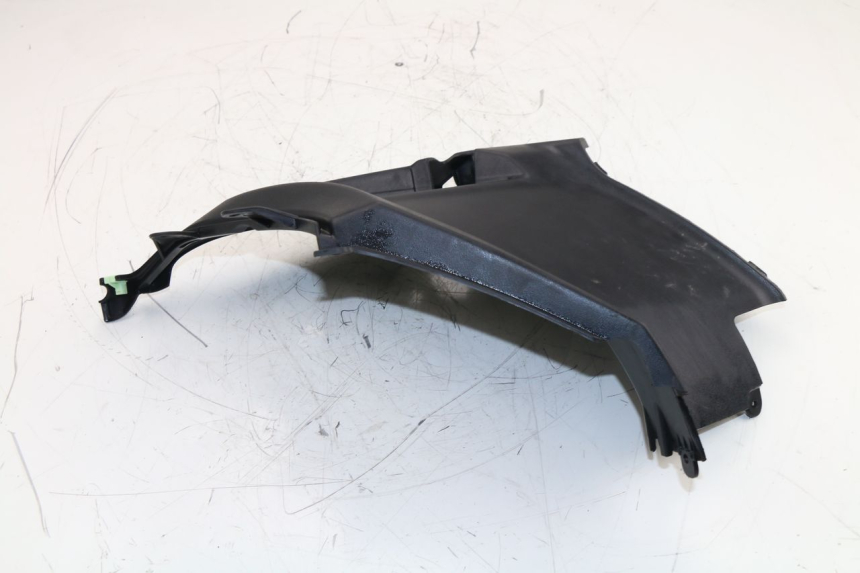 photo de TAPA BAJO ASIENTO IZQUIERDA PEUGEOT KISBEE 4T 50 (2010 - 2017)