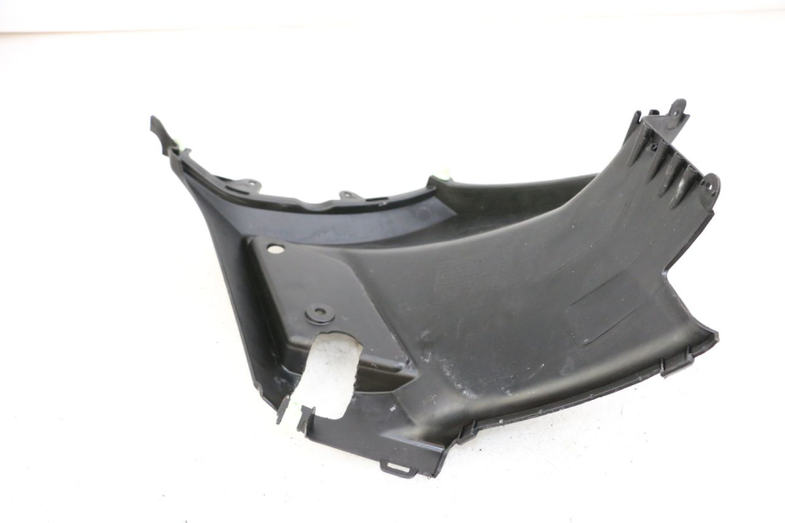photo de TAPA BAJO ASIENTO IZQUIERDA PEUGEOT STREETZONE 2T 50 (2014 - 2019)