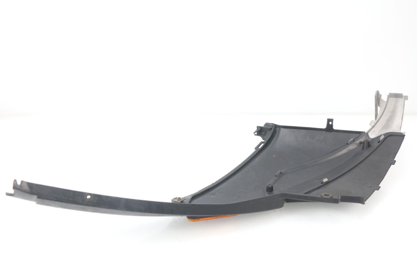 photo de TAPA BAJO ASIENTO IZQUIERDA PIAGGIO NRG 50 (2004 - 2017)