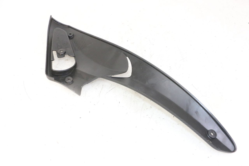 photo de TAPA BAJO ASIENTO IZQUIERDA GILERA RUNNER SL 50 (2006 - 2009)