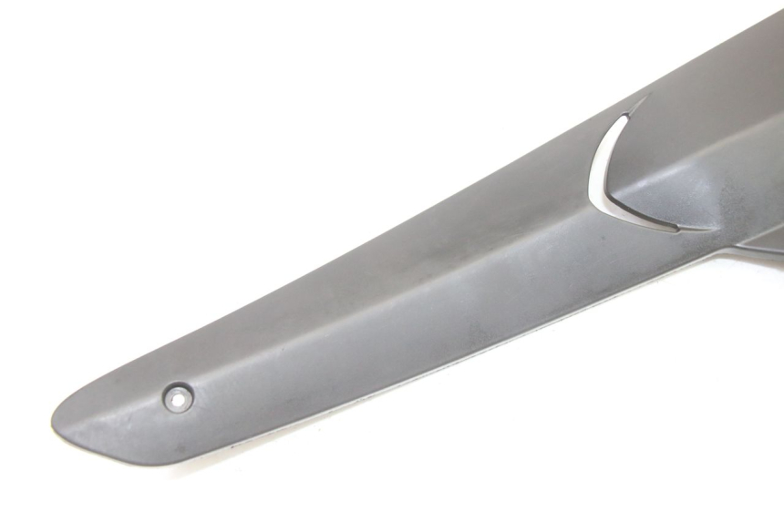 photo de TAPA BAJO ASIENTO IZQUIERDA GILERA RUNNER SP 50 (2006 - 2008)