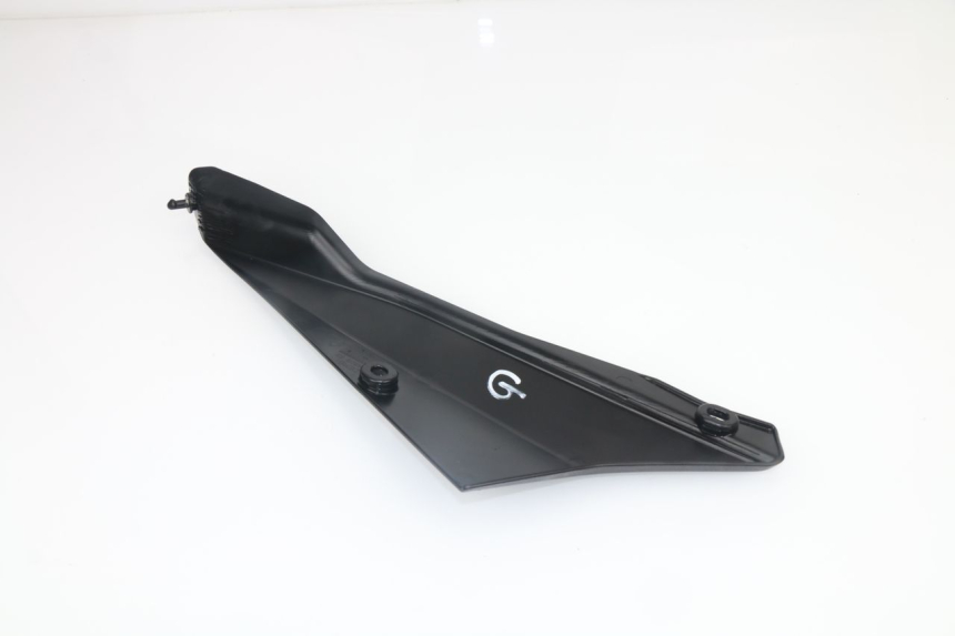 photo de TAPA BAJO ASIENTO IZQUIERDA GILERA SMT SUPERMOTARD 50 (2009 - 2017)