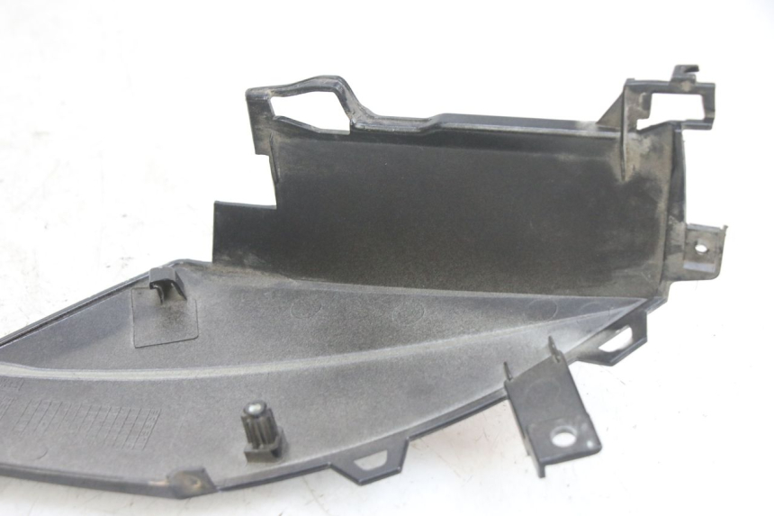 photo de TAPA DEBAJO DEL ASIENTO IZQUIERDO PEUGEOT SPEEDFIGHT 4 4T 50 (2015 - 2019)