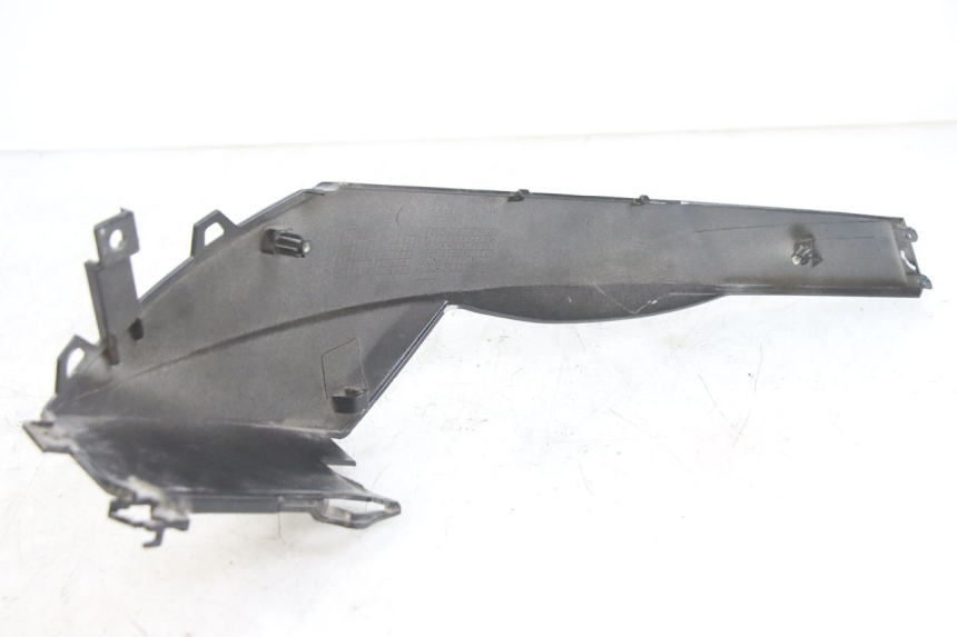 photo de TAPA DEBAJO DEL ASIENTO IZQUIERDO PEUGEOT SPEEDFIGHT 4 4T 50 (2015 - 2019)