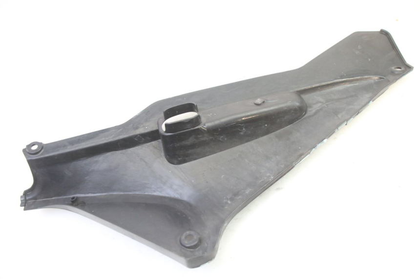 photo de TAPA BAJO ASIENTO IZQUIERDA HONDA ST PAN EUROPEAN 1300 (2002 - 2013)
