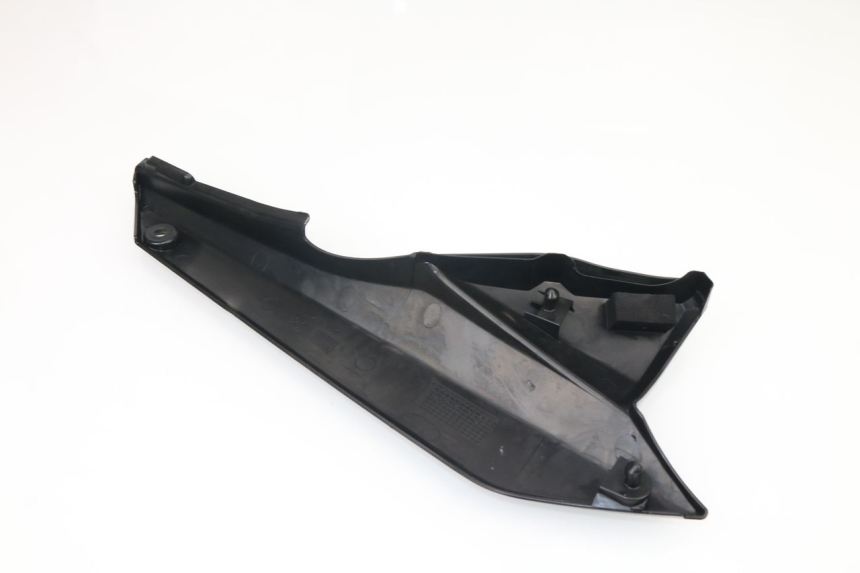 photo de TAPA BAJO ASIENTO IZQUIERDA SUZUKI GSF N BANDIT 1250 (2007 - 2010)