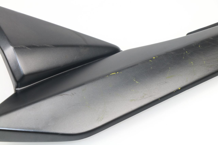 photo de TAPA BAJO ASIENTO IZQUIERDA SUZUKI GSF N BANDIT 1250 (2007 - 2010)