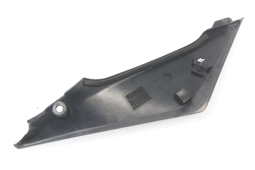 photo de TAPA BAJO ASIENTO IZQUIERDA SUZUKI GSX-R GSXR K6 1000 (2005 - 2006)