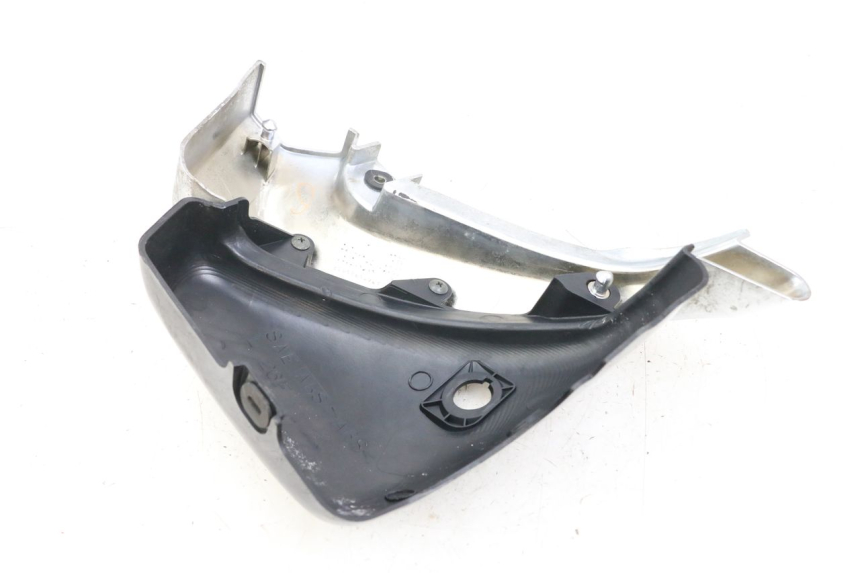 photo de TAPA BAJO ASIENTO IZQUIERDA SUZUKI VL INTRUDER 125 (2004 - 2007)