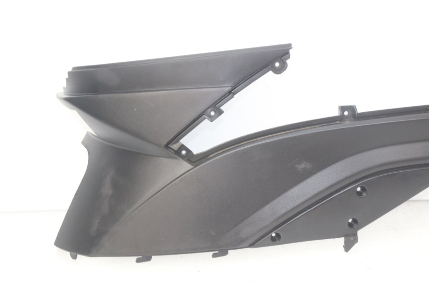 photo de TAPA DEBAJO DEL ASIENTO IZQUIERDO TNT MOTOR GRIDO 2T 50 (2010 - 2019)