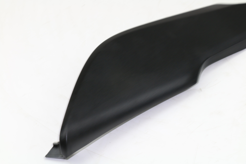 photo de TAPA BAJO ASIENTO IZQUIERDA KAWASAKI VERSYS ABS 650 (2006 - 2010)