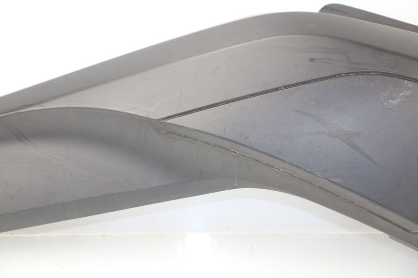 photo de TAPA BAJO ASIENTO IZQUIERDA YAMAHA XMAX X-MAX ABS 125 (2014 - 2016) - Recambio usado revisado