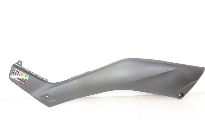 photo de TAPA BAJO ASIENTO IZQUIERDA YAMAHA XMAX X-MAX 125 (2021 - 2025)