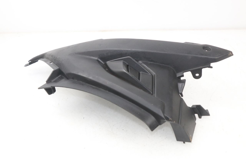 photo de TAPA BAJO ASIENTO IZQUIERDA YAMAHA AEROX NAKED 2T 50 (2013 - 2017)