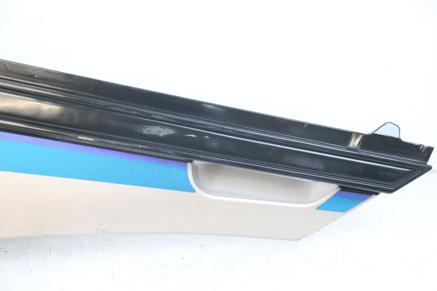photo de TAPA DEBAJO DEL ASIENTO IZQUIERDO YAMAHA FJ 3CX 1200 (1986 - 1996)