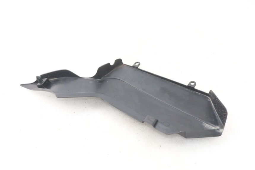 photo de TAPA BAJO ASIENTO IZQUIERDA YAMAHA TW 125 (1998 - 2002)
