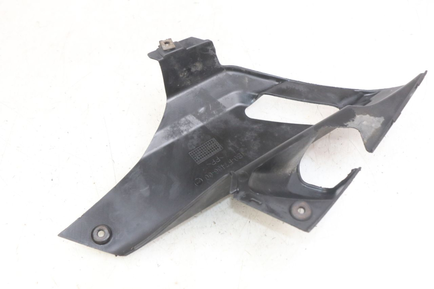 photo de TAPA DEBAJO DEL ASIENTO IZQUIERDO YAMAHA X-MAX XMAX 250 (2006 - 2009)