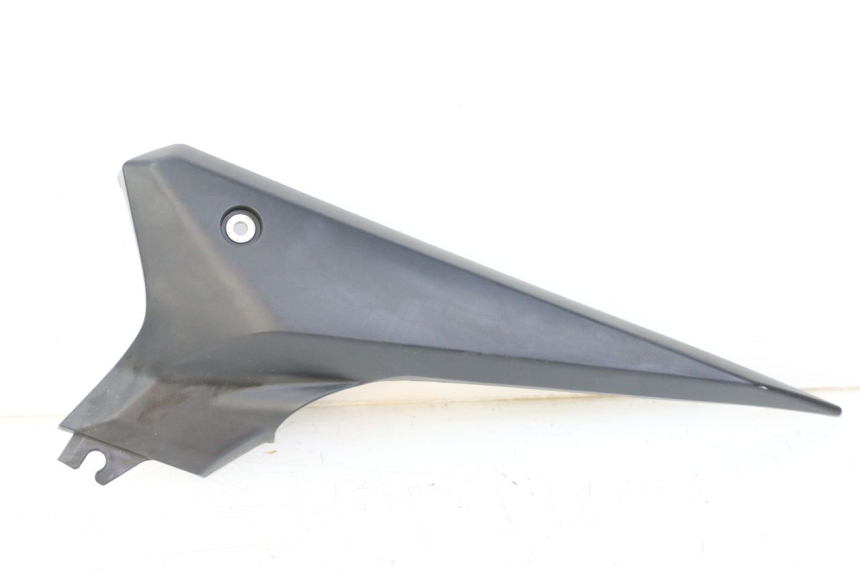 photo de TAPA BAJO ASIENTO IZQUIERDA YAMAHA XJ6 600 (2008 - 2016)