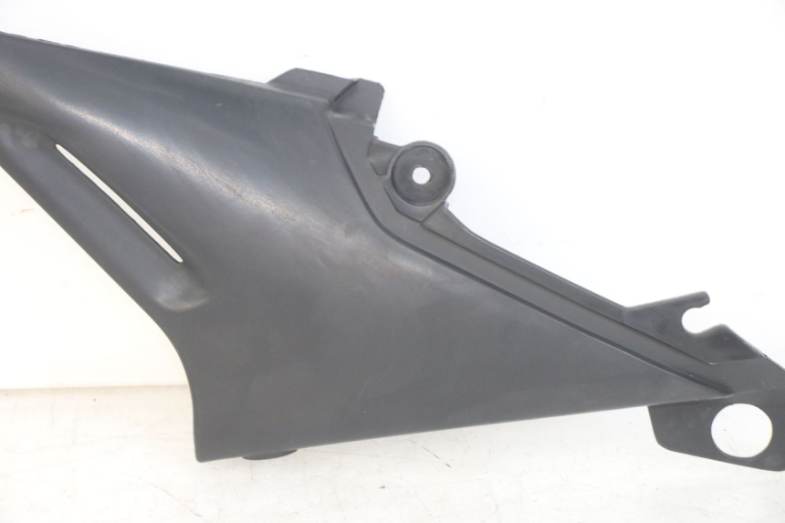 photo de TAPA BAJO ASIENTO IZQUIERDA YAMAHA XJN DIVERSION 600 (2000 - 2003)