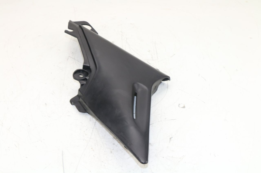 photo de TAPA BAJO ASIENTO IZQUIERDA YAMAHA XJS DIVERSION 600 (1997 - 1999)