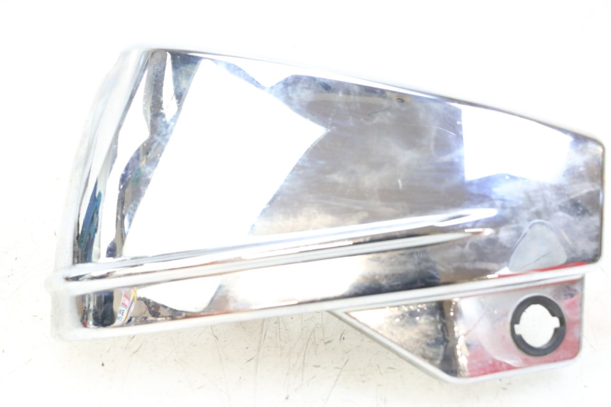 photo de TAPA BAJO ASIENTO IZQUIERDA YAMAHA XVS DRAG STAR DRAGSTAR 650 (1997 - 2007)
