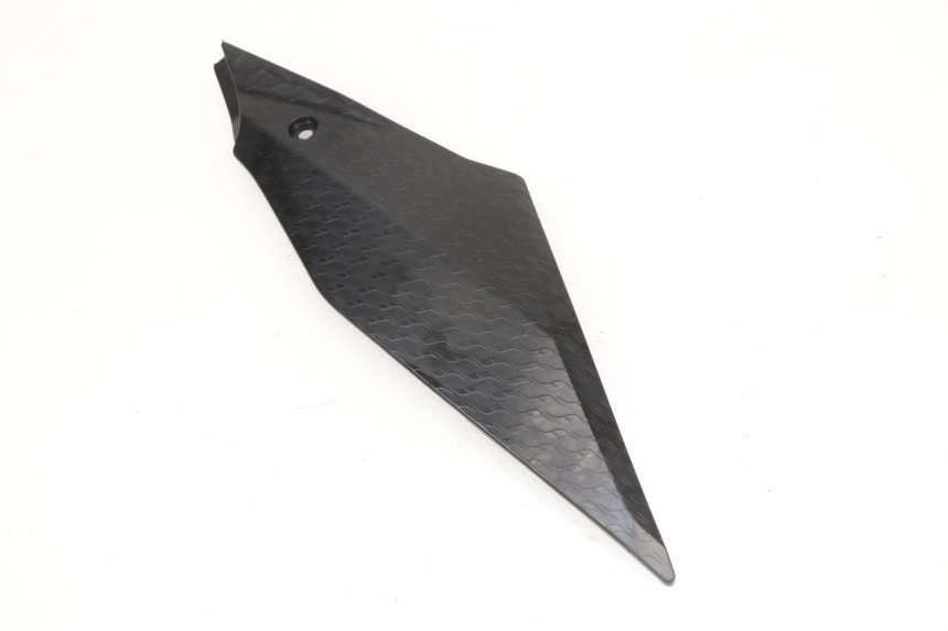 photo de TAPA BAJO ASIENTO IZQUIERDA YAMAHA YZF R1M R1 M 1000 (2015 - 2020)