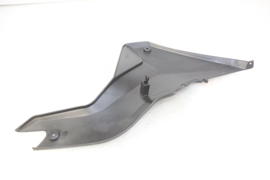 photo de TAPA DEBAJO DEL ASIENTO IZQUIERDO YAMASAKI RAPTOR 50 (2013 - 2018)