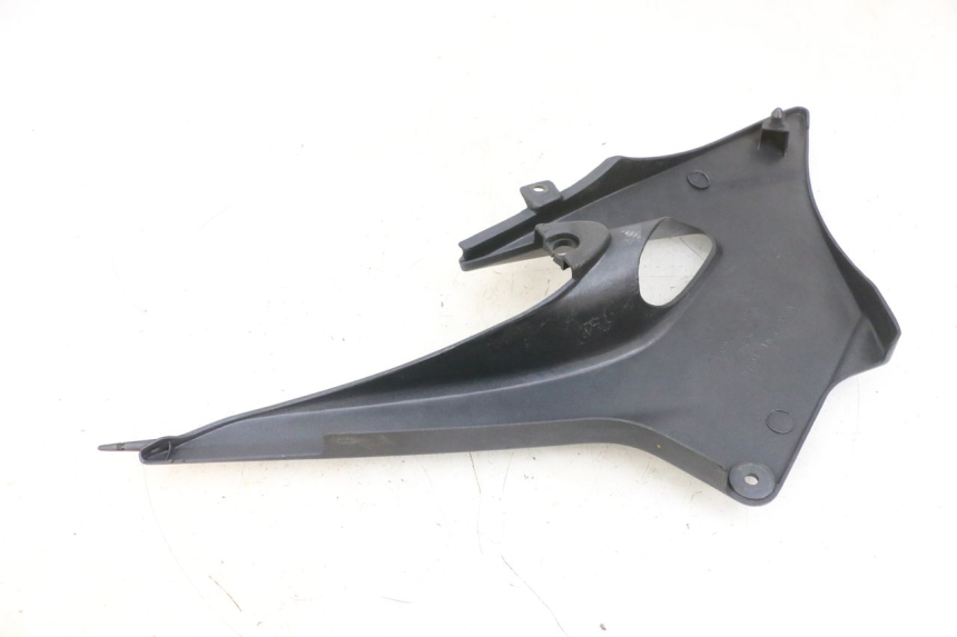 photo de TAPA BAJO ASIENTO IZQUIERDA KAWASAKI ZR 7 750 (1999 - 2001) - Vista general del producto