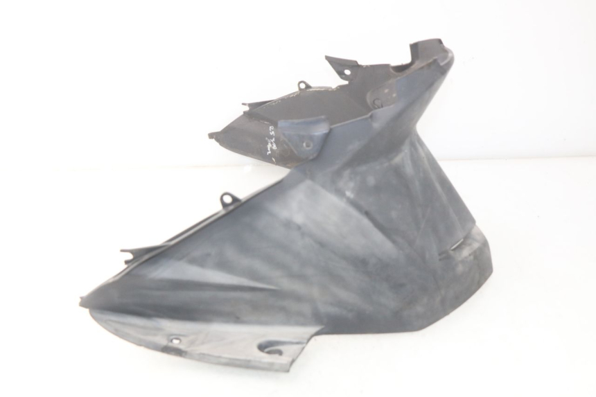 photo de TAPA BAJO ASIENTO HONDA SCV LEAD 100 (2003 - 2007)