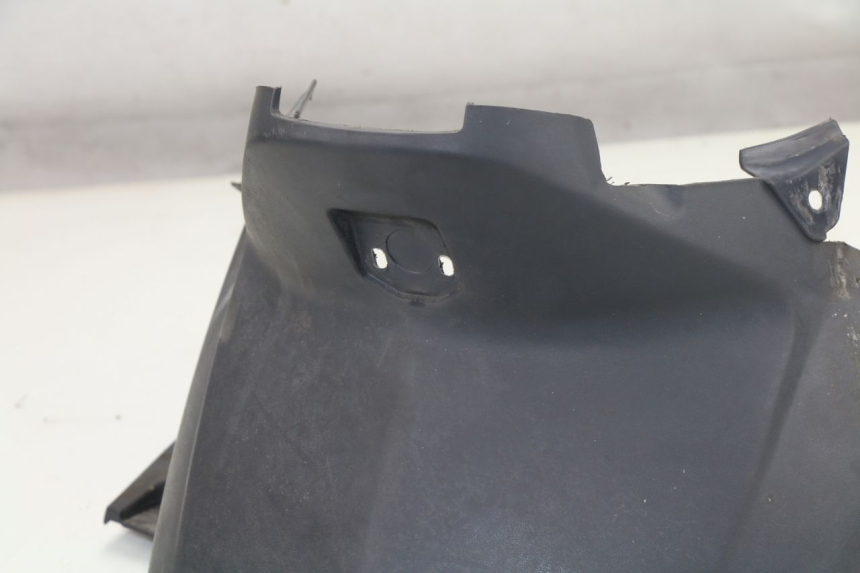 photo de TAPA BAJO ASIENTO HONDA SCV LEAD 100 (2003 - 2007)