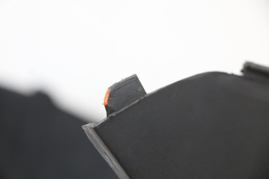 photo de TAPA BAJO ASIENTO KYMCO AGILITY CARRY 50 (2011 - 2020)