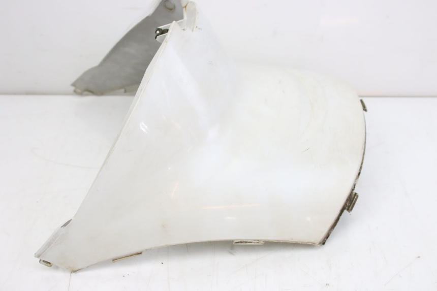 photo de TAPA DEBAJO DEL ASIENTO KYMCO SENTO 100 (2008 - 2013)