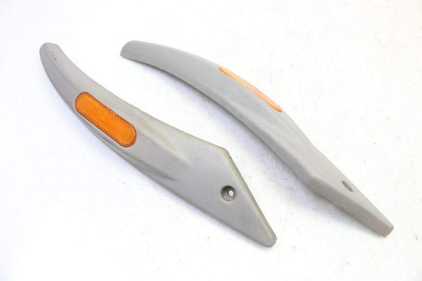 photo de TAPA DEBAJO DEL ASIENTO PIAGGIO LIBERTY 4T 50 (2009 - 2015)