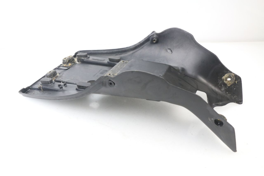 photo de TAPA BAJO ASIENTO CAGIVA NAVIGATOR 1000 (2000 - 2005)